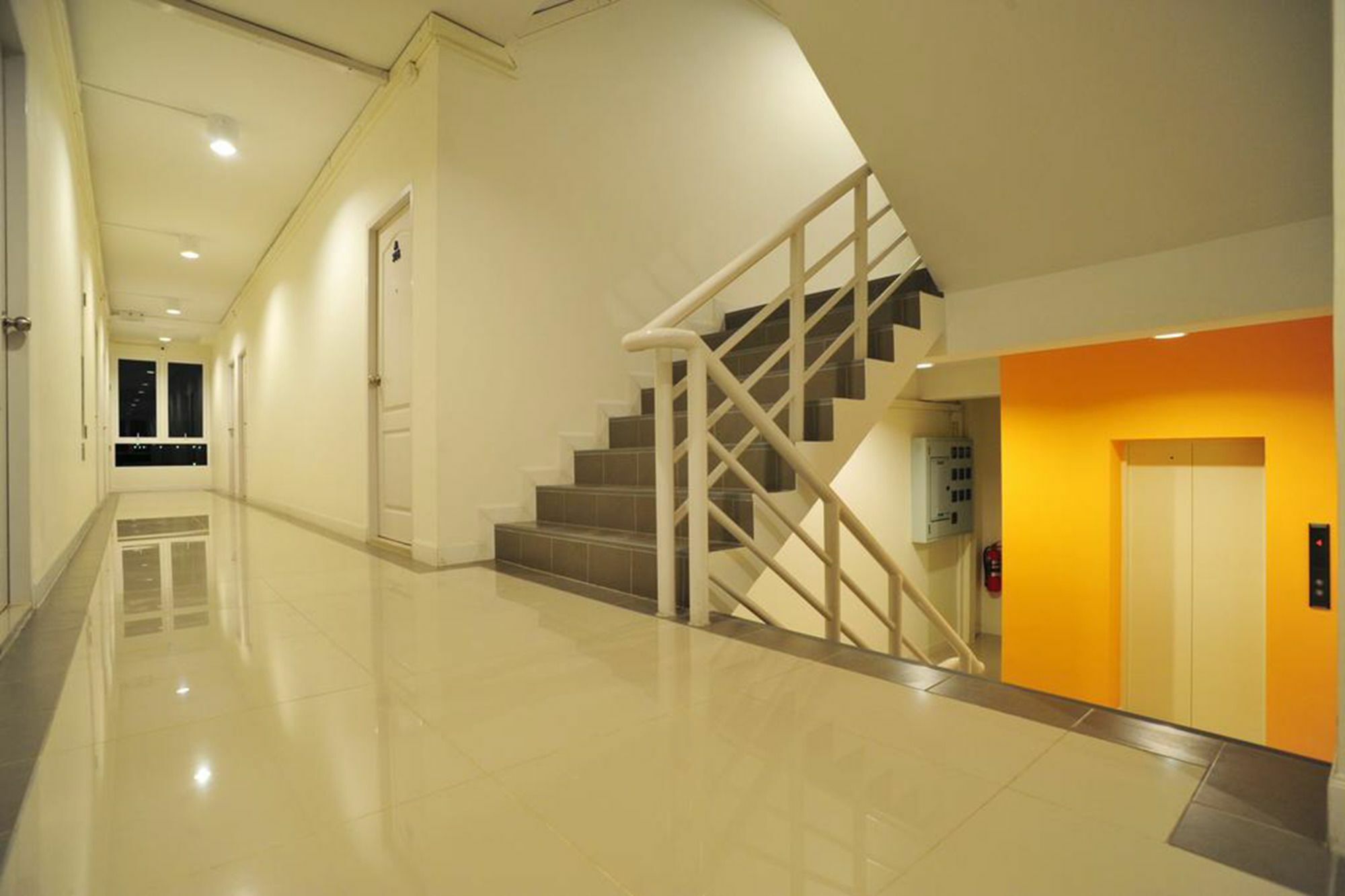 Hotel The Garden Living Bangkok Esterno foto