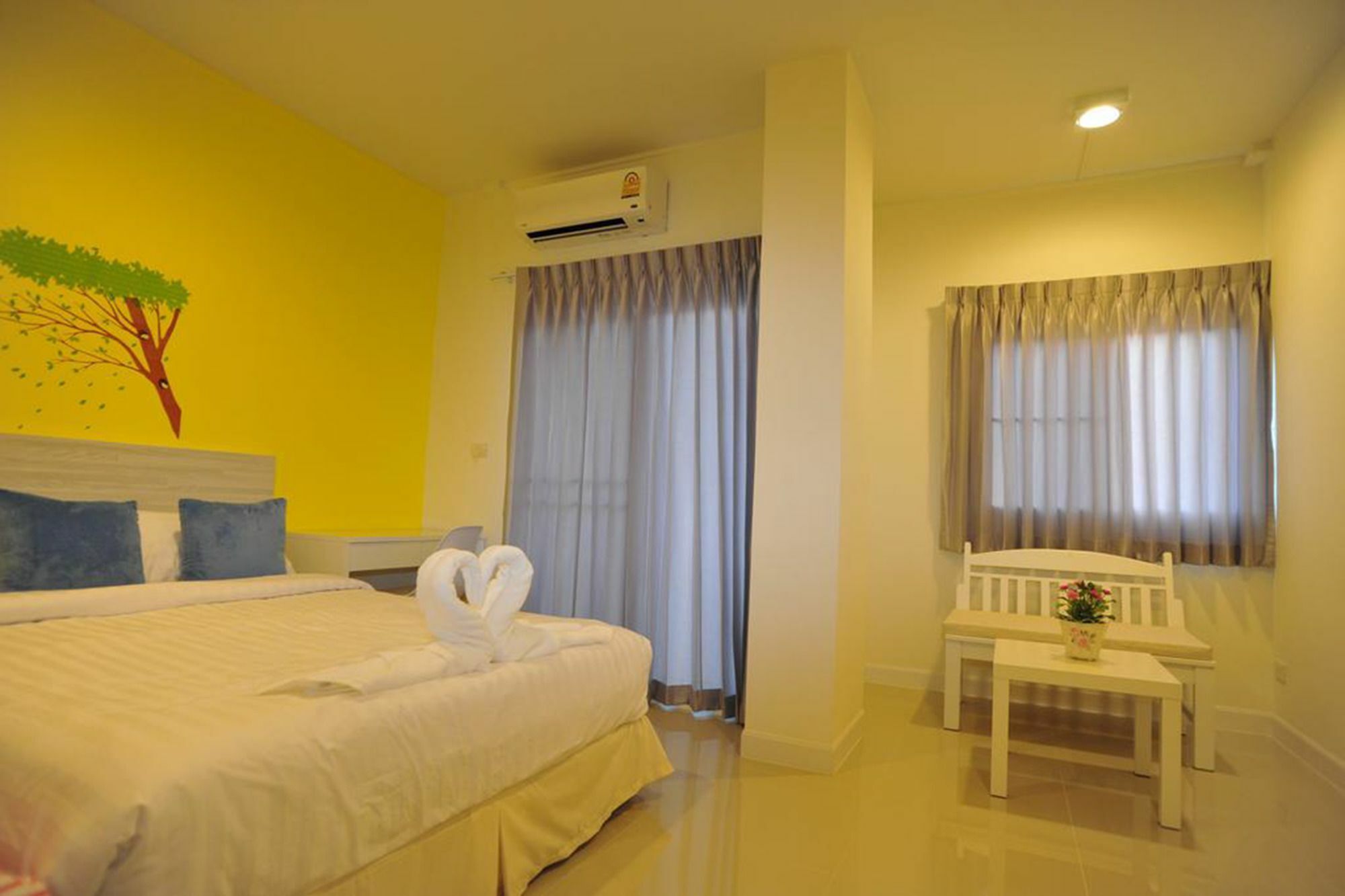 Hotel The Garden Living Bangkok Esterno foto