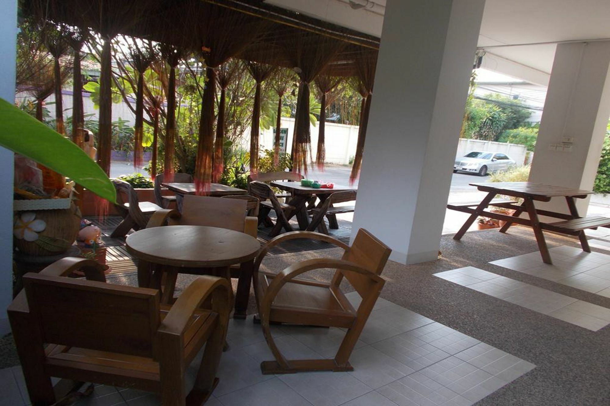Hotel The Garden Living Bangkok Esterno foto